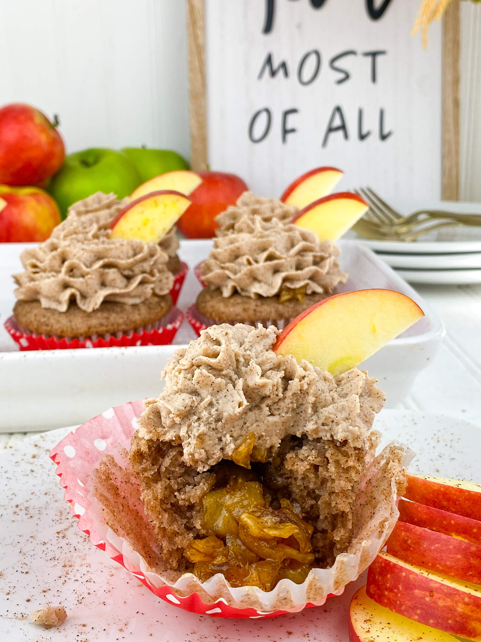 Kate's Safe & Sweet - Apple Pie Cupcakes Filled with Apple