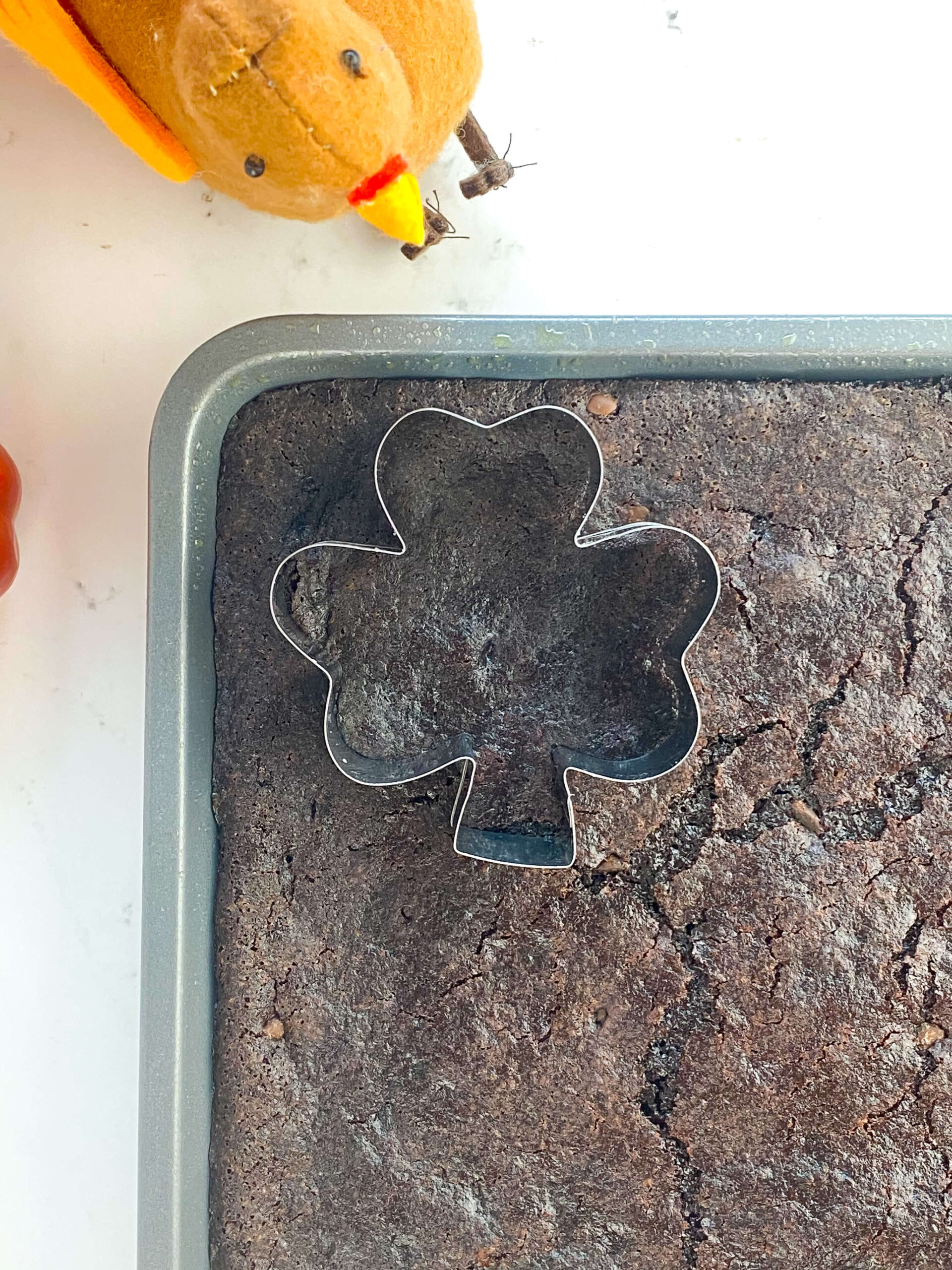 Kate's Safe & Sweet - Turkey Brownies Cutting