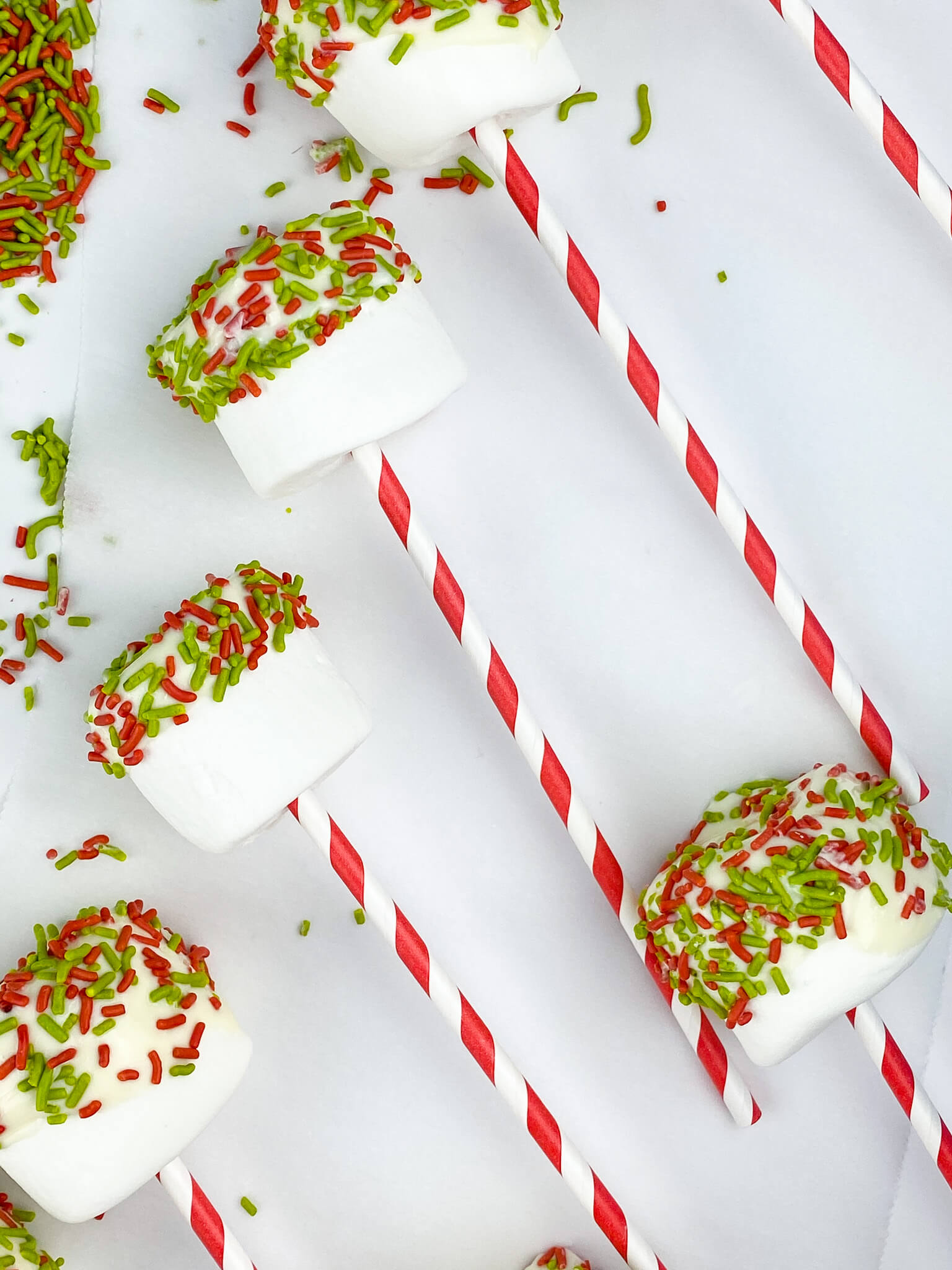 Kate's Safe & Sweet - Sprinkle Marshmallow Pops (Christmas) Cooling